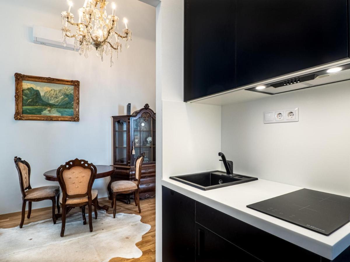 Central River Apartment Danube — Fotók 1